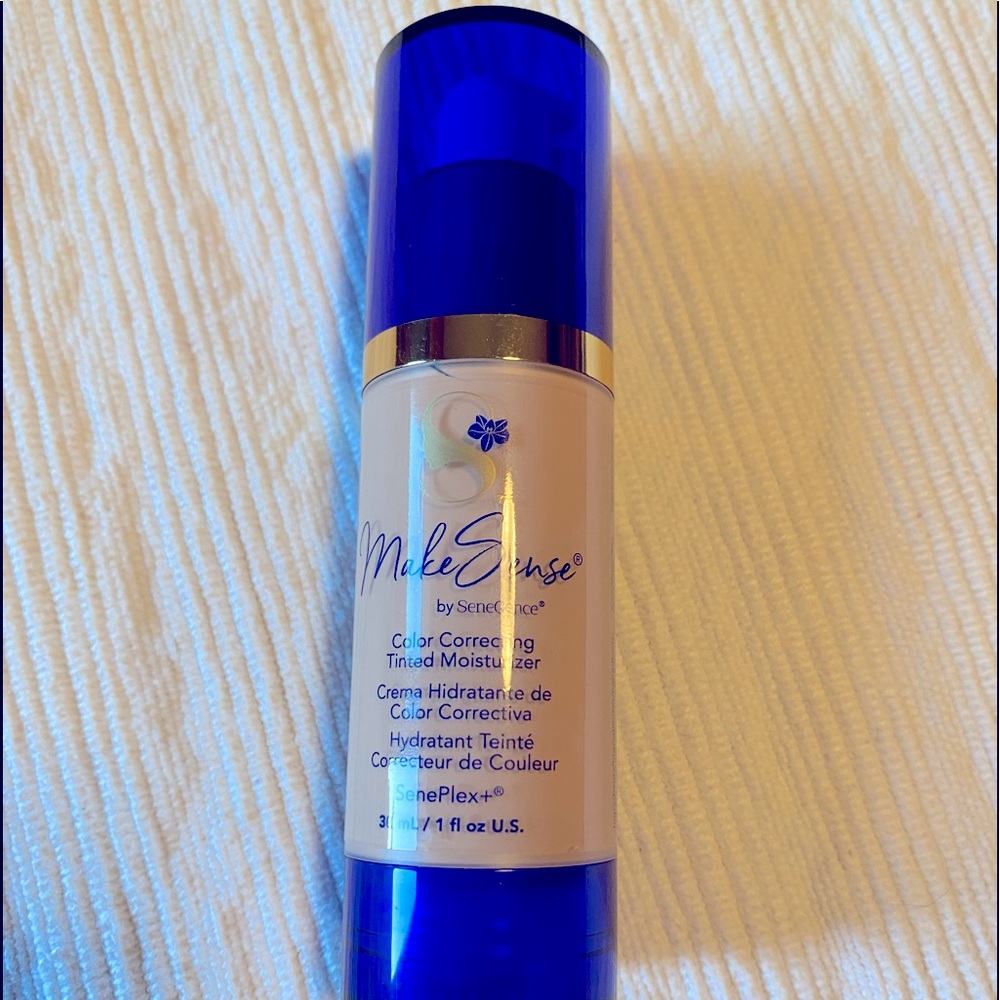 Senegence color correcting tinted moisturizer.